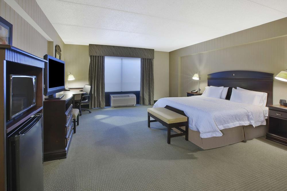 Hampton Inn & Suites Plattsburgh Esterno foto