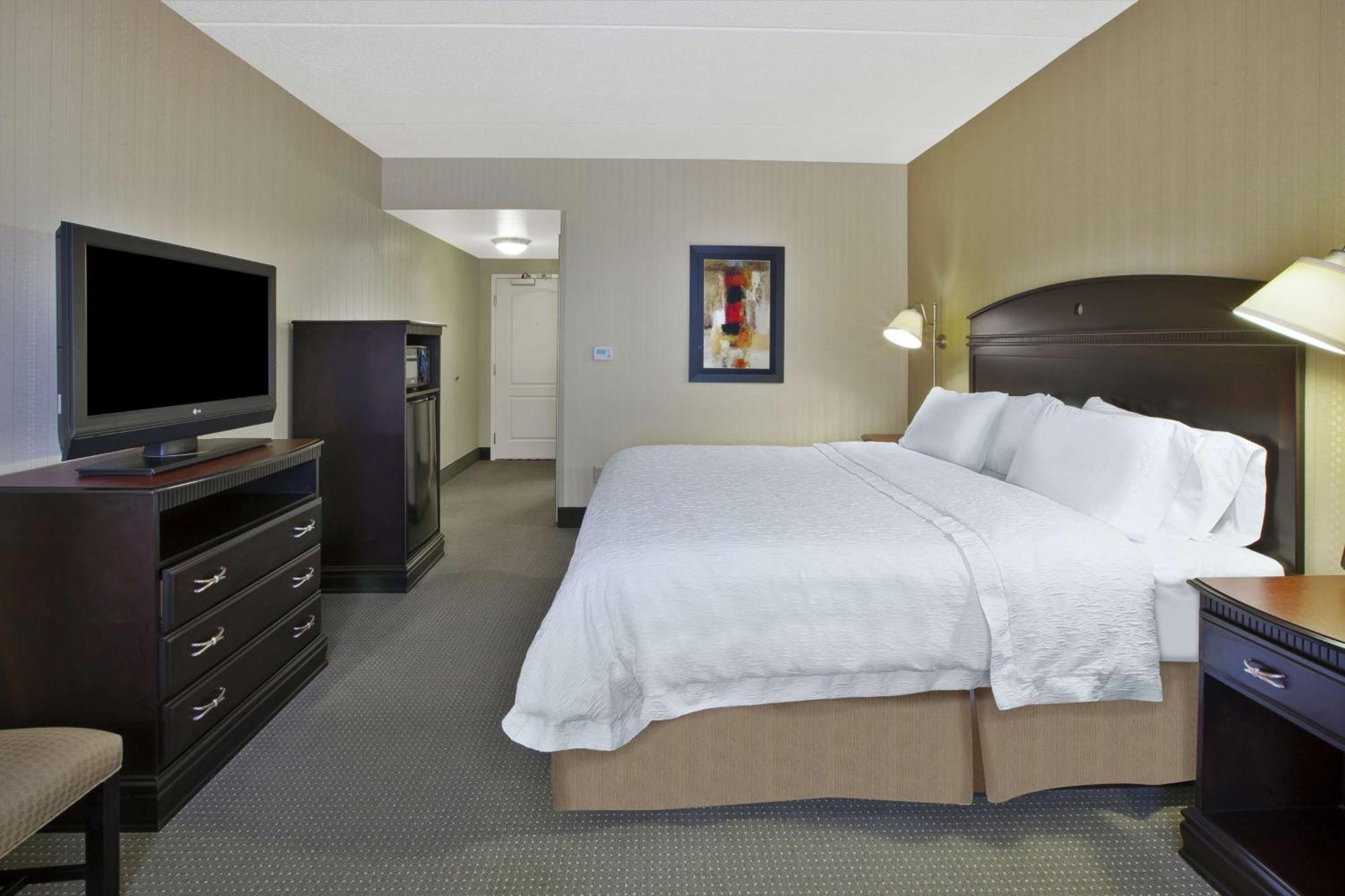 Hampton Inn & Suites Plattsburgh Esterno foto