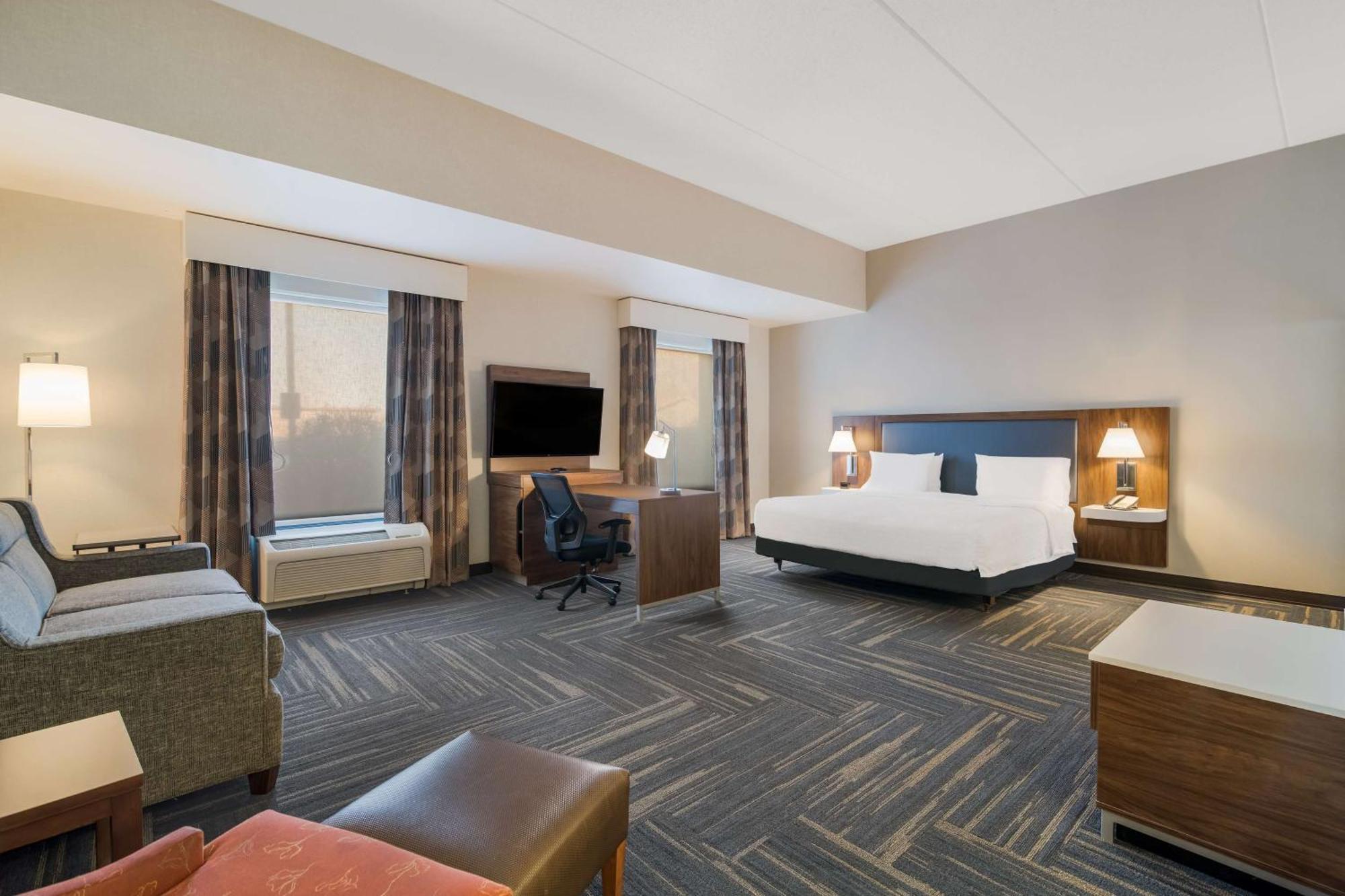 Hampton Inn & Suites Plattsburgh Esterno foto