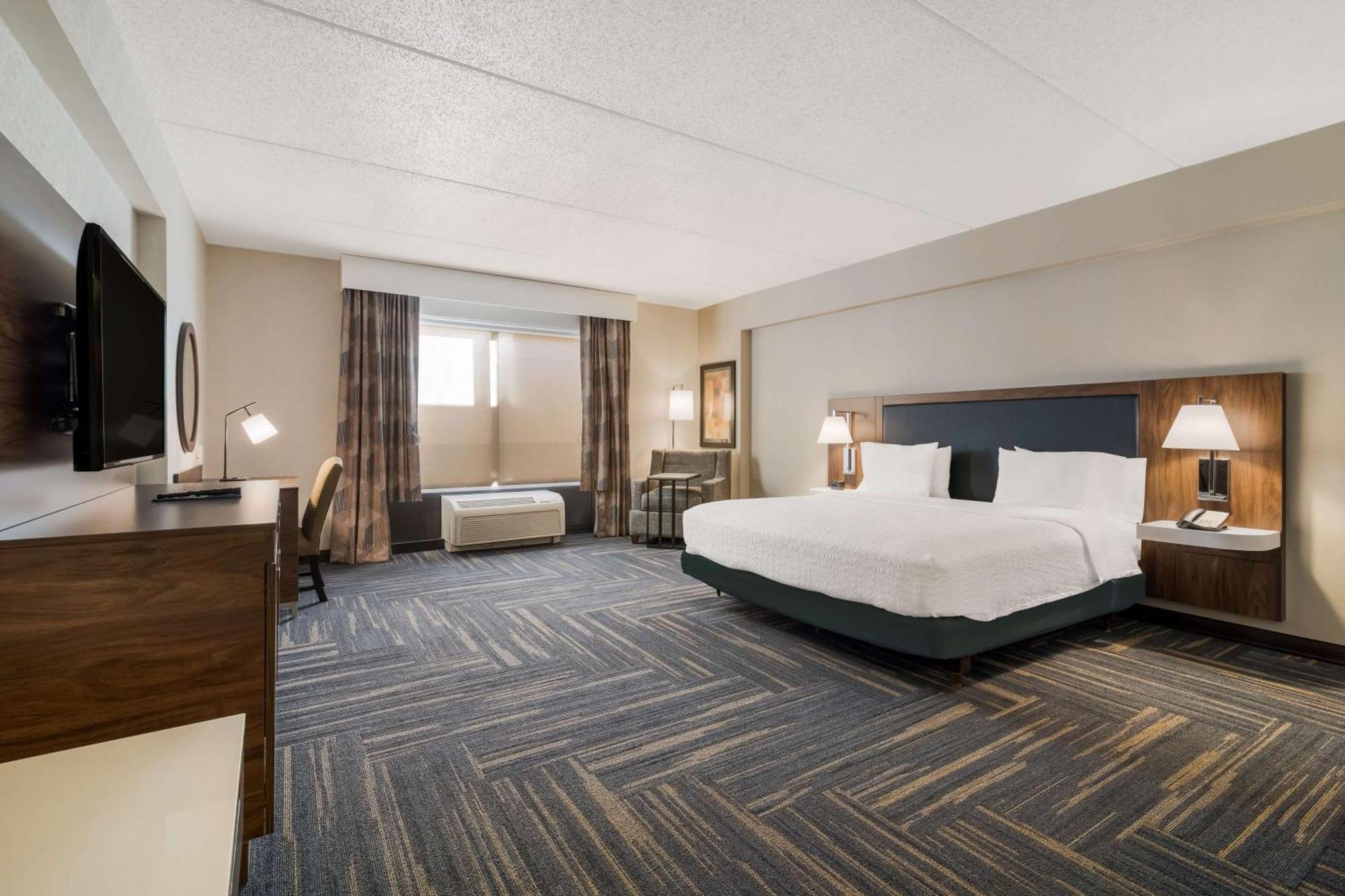 Hampton Inn & Suites Plattsburgh Esterno foto