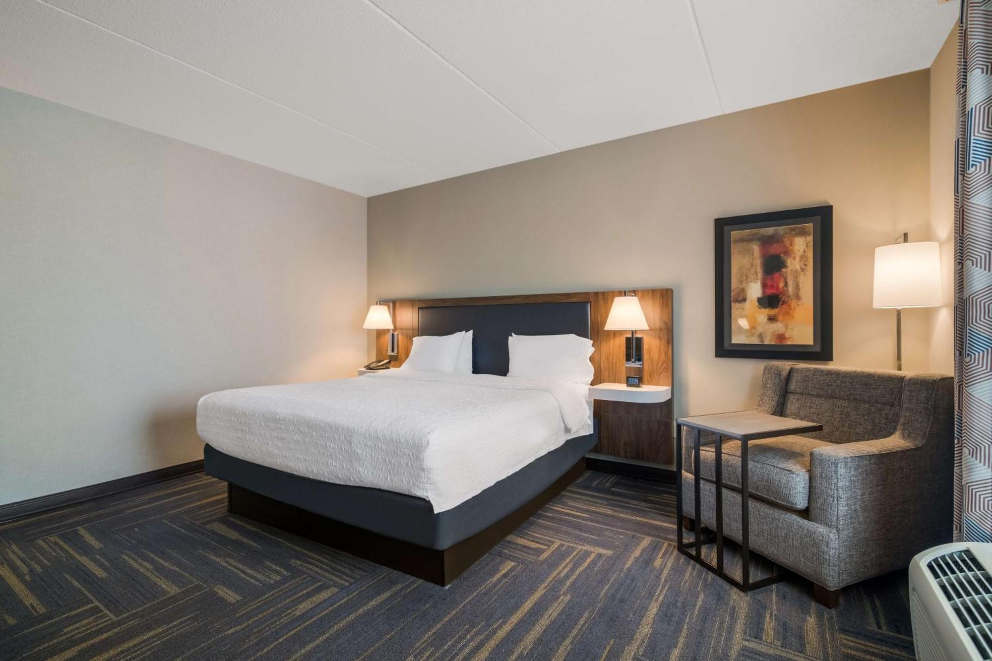 Hampton Inn & Suites Plattsburgh Esterno foto